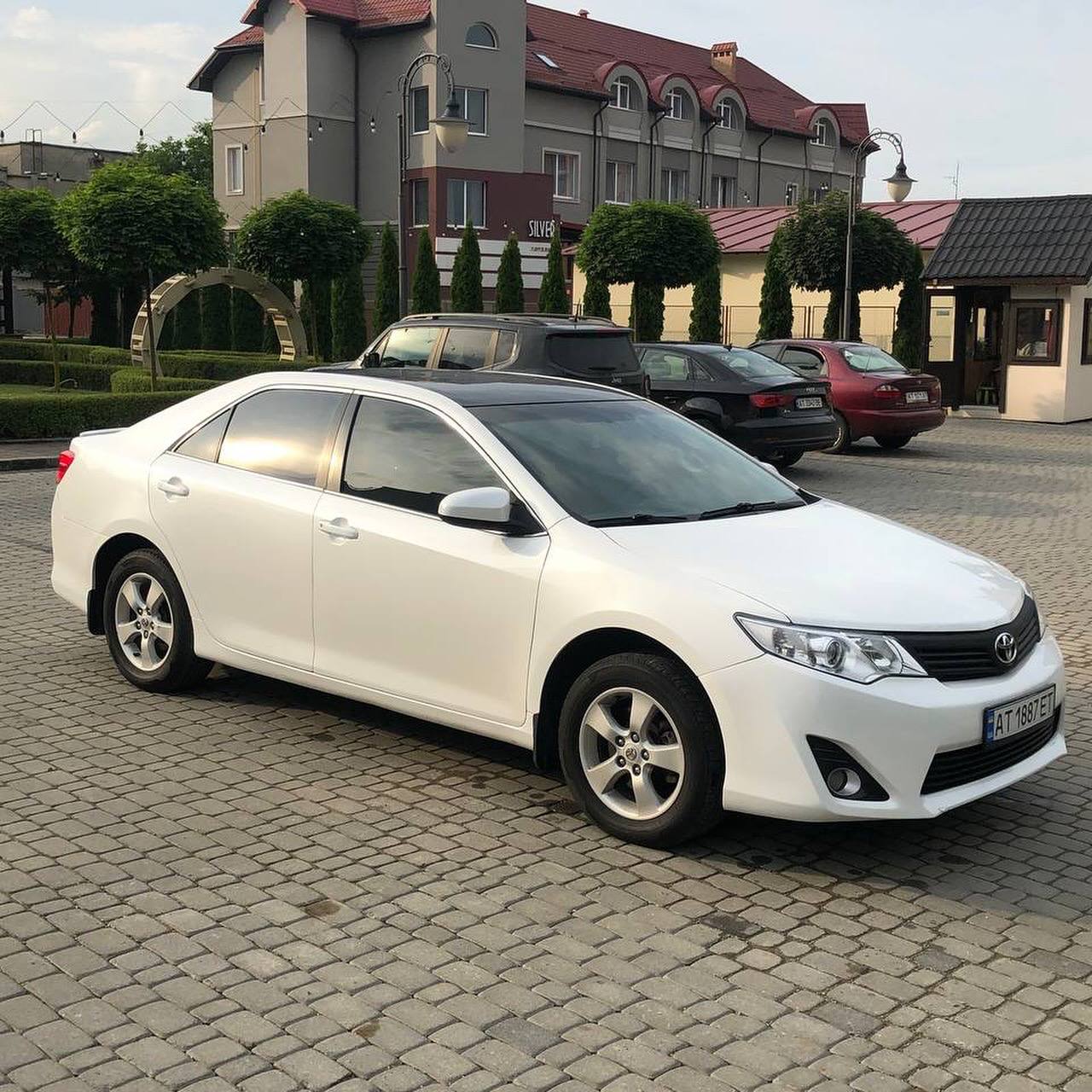 Car Image Hover