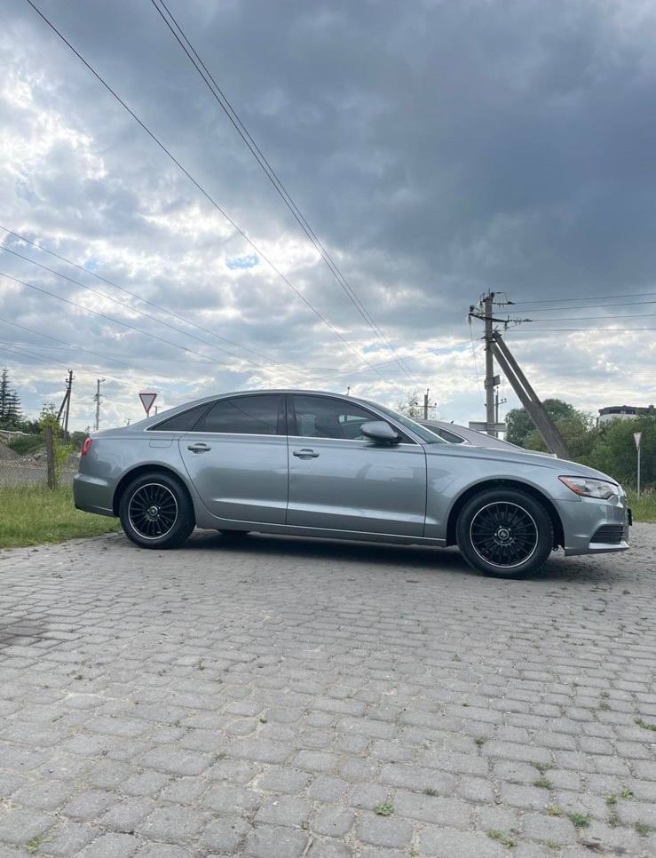 Car Image Hover